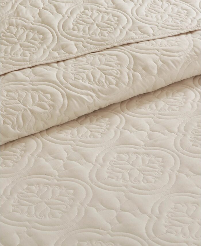 Oakley 3 Piece King Bedspread Set - Cream - Image 6