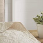 Oakley 3 Piece King Bedspread Set - Cream - Image 2