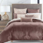 Contour Bedding Collection - Queen Comforter