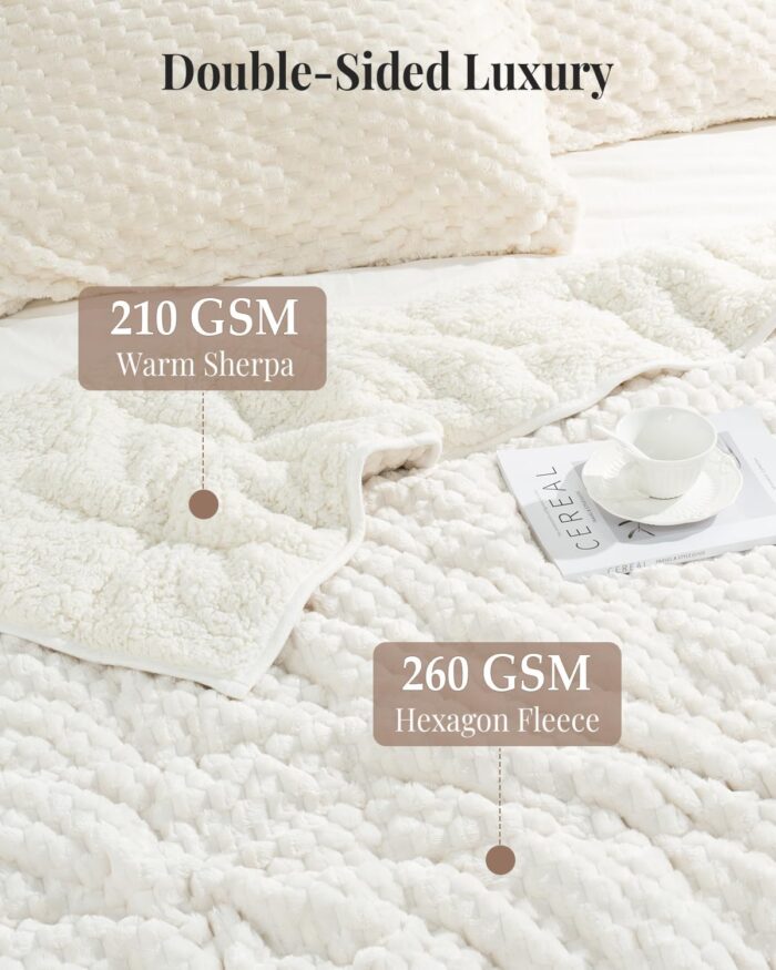 Sherpa Weighted Blanket (15lb) - Image 3